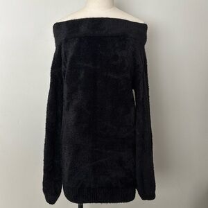Guess Faux Fur Off the Shoulder Long Sweater Sz M